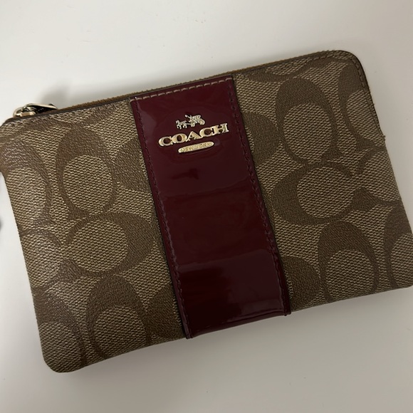 Burgundy Tan Coach Leather Wristlet Wallet with Zip - Picture 2 of 12